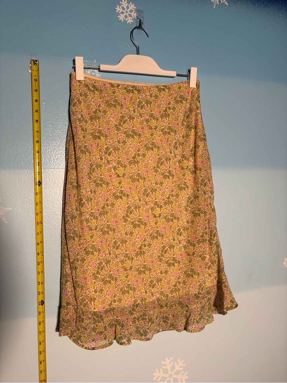 Floral Y2K Chiffon Midi Skirt in Pink and Green Floral w/ Ruffle - Size Medium